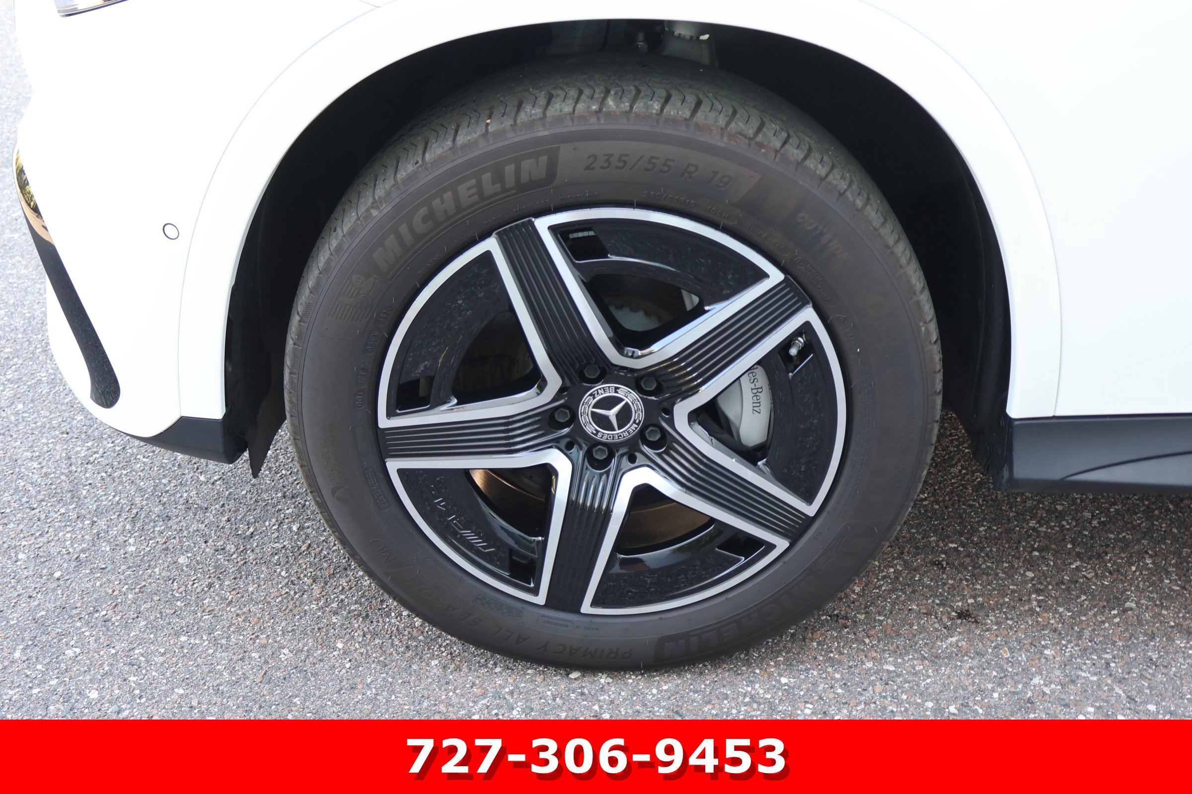 Certified Used 2025 Polar White Mercedes-Benz GLC 300 image 13