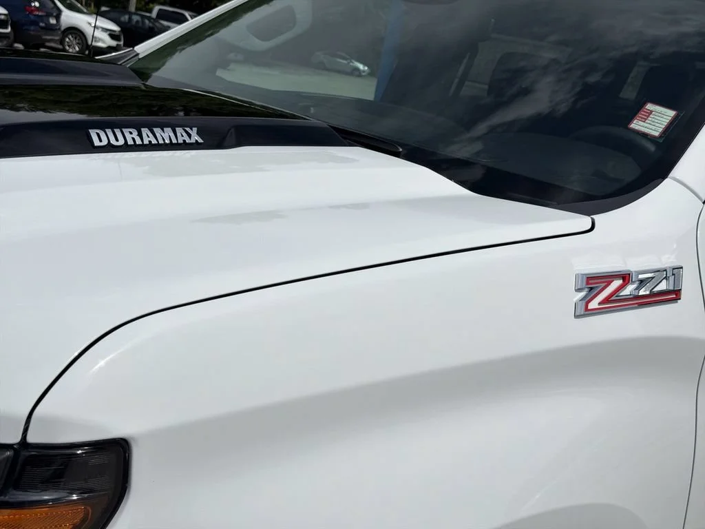 New 2026 Summit White Chevrolet Custom Trail Boss image 29