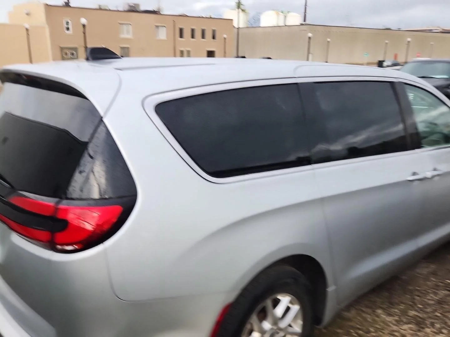 Used 2024 Silver Mist Clearcoat Chrysler Touring L image 4