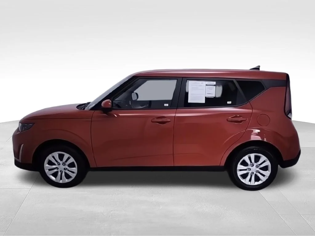 Used 2025 Red Kia LX image 7