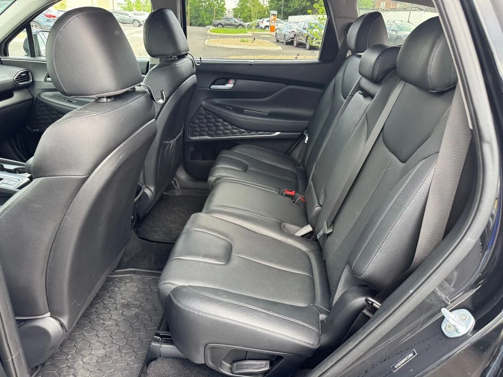 Used 2019 Black Hyundai Limited image 10