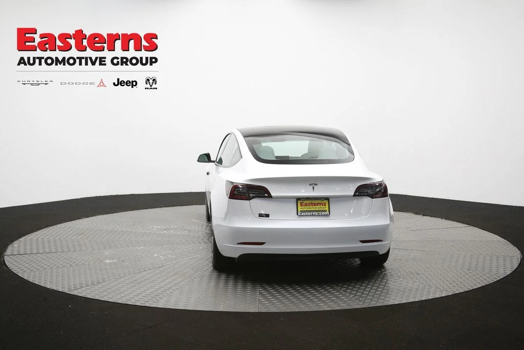 Used 2023 White Tesla Base image 33
