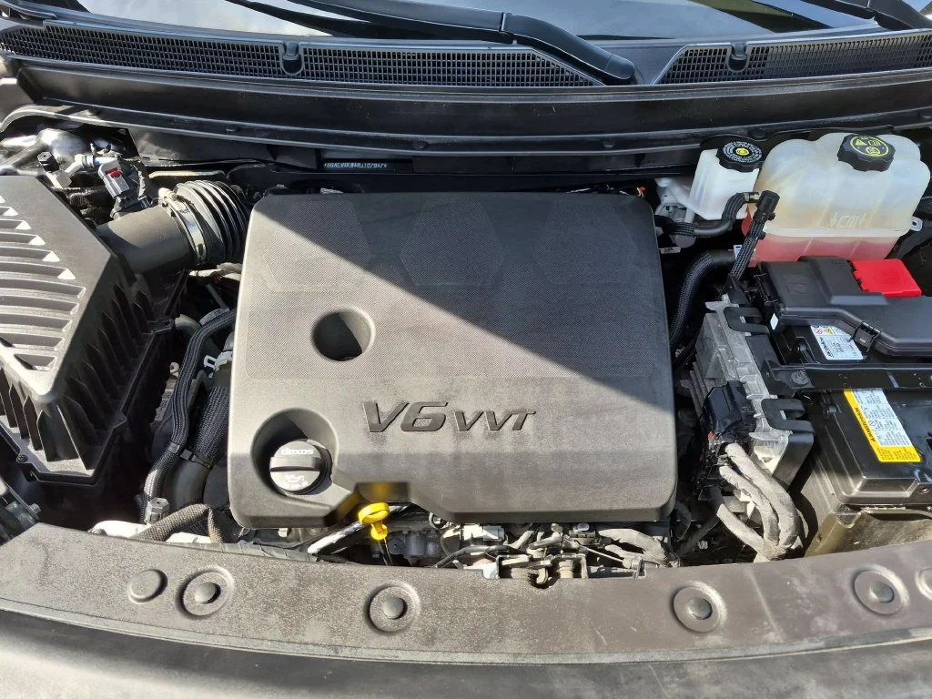 Used 2024 Black Buick Essence image 33