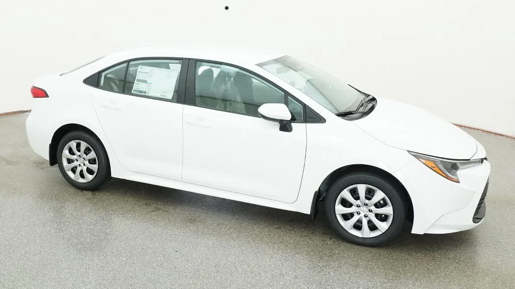 New 2026 Ice Cap Toyota LE image 12