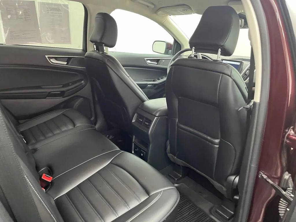 Used 2023 Red Ford SEL image 41