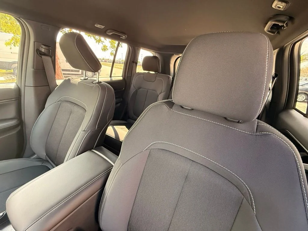 New 2026 Bright White Clearcoat Jeep Laredo image 22