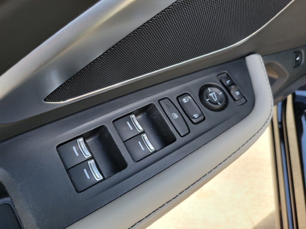 Used 2025 Black Acura Base image 20