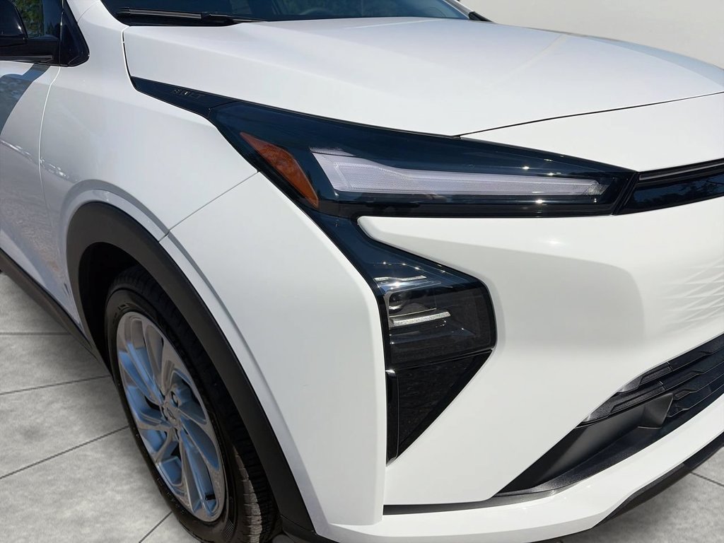 2027 Chevrolet Bolt LT - Photo 7