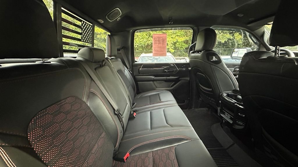 Used 2022 Diamond Black Crystal Pearlcoat Ram Big Horn/Lone Star image 8
