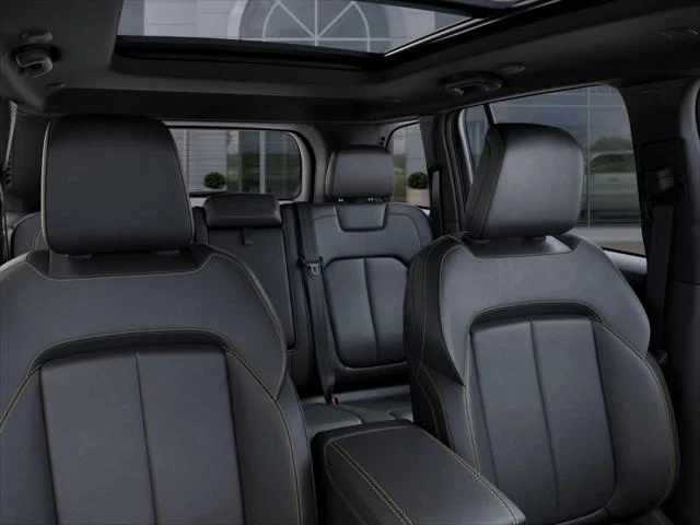 New 2026 Diamond Black Crystal Pearl-Coat Exterior Paint Jeep  image 52