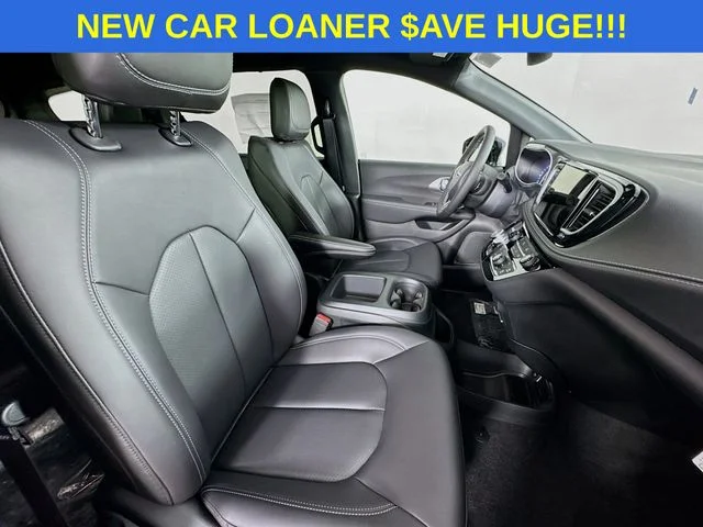 2026 Chrysler Pacifica Select - Photo 29