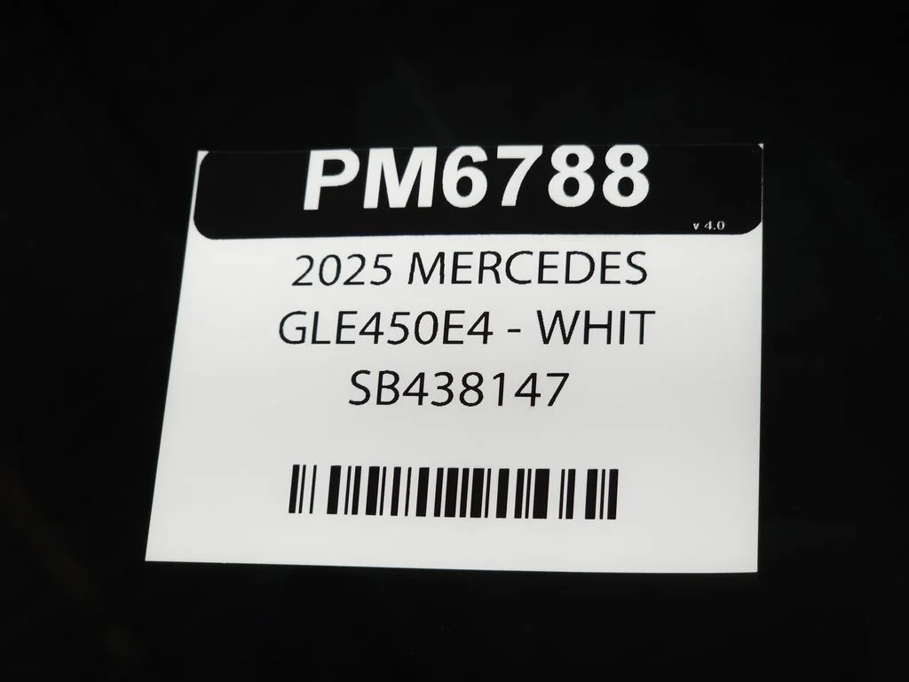 Used 2025 Polar White Mercedes-Benz GLE 450e image 39