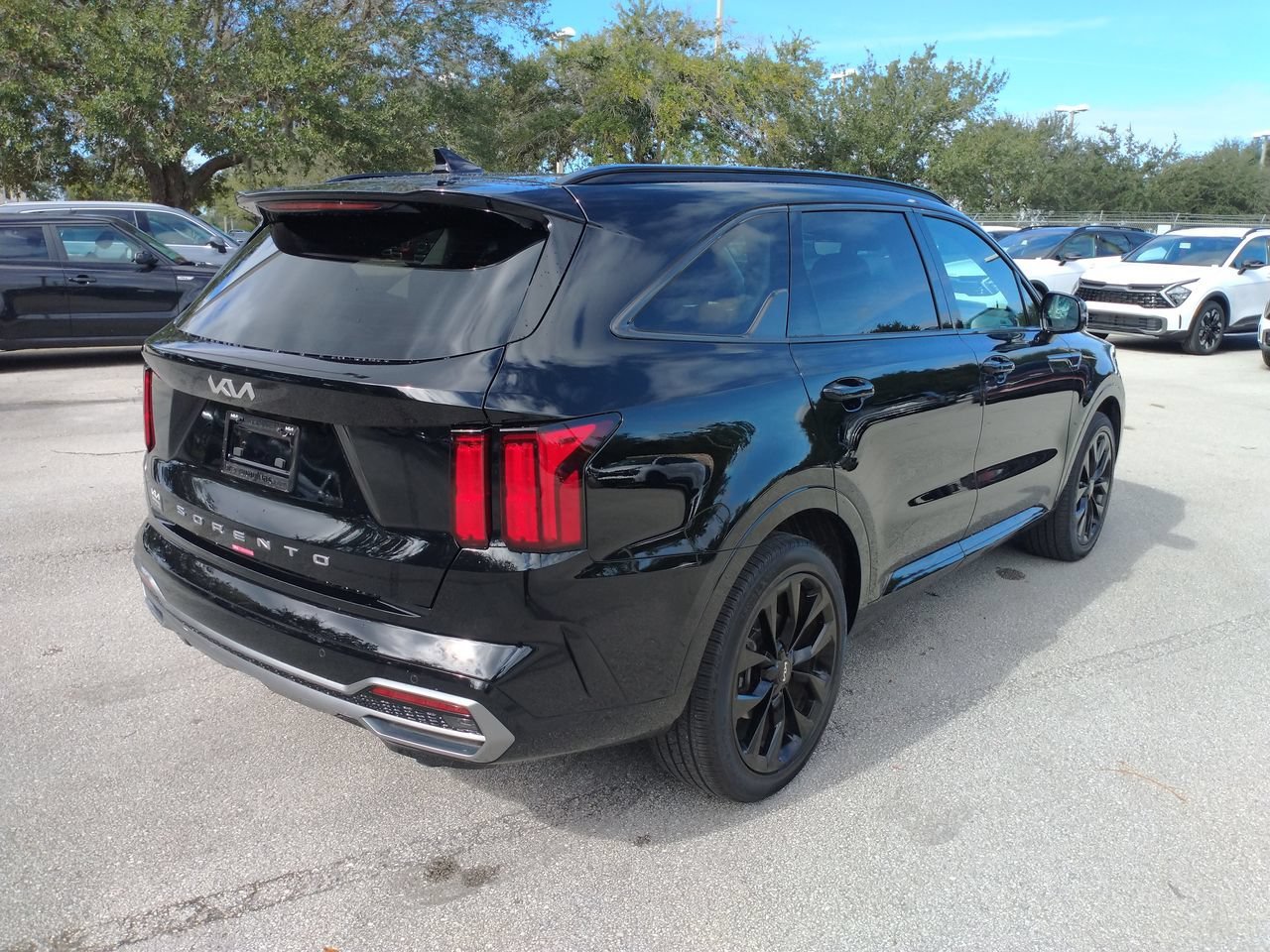 Used 2022 Ebony Black Kia SX image 3