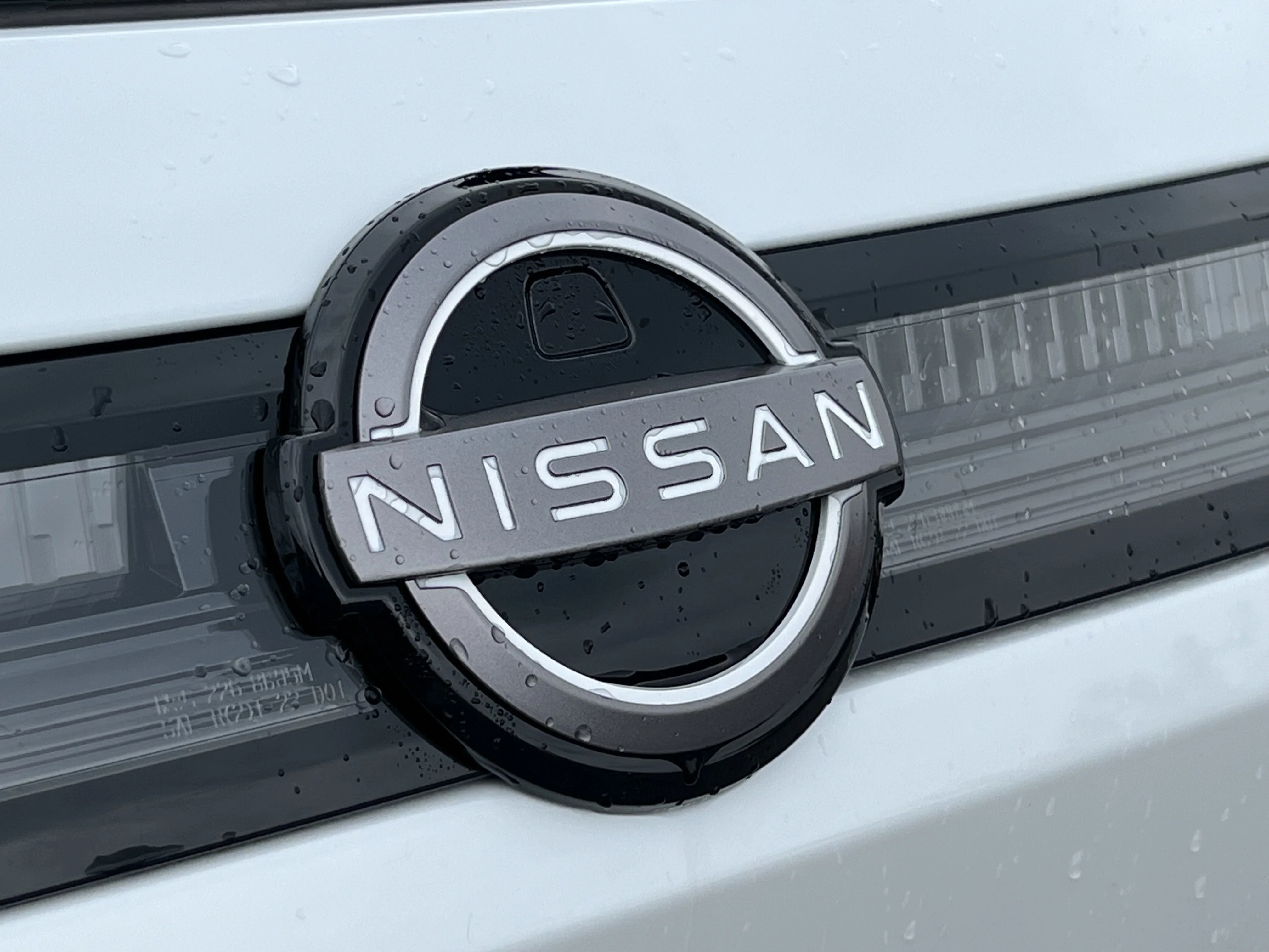 New 2026 Everest White Pearl TriCoat Nissan SL image 7