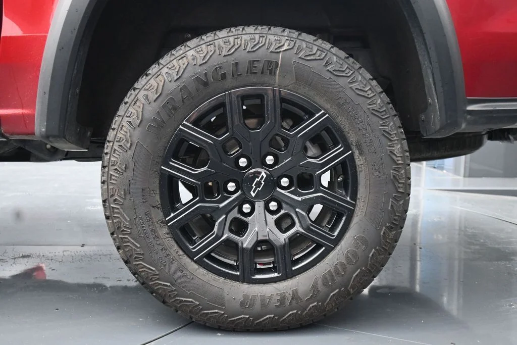 Used 2024 Red Chevrolet Trail Boss image 14