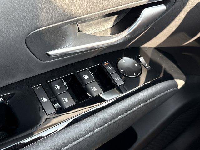 2025 Hyundai Santa Cruz Limited - Photo 18