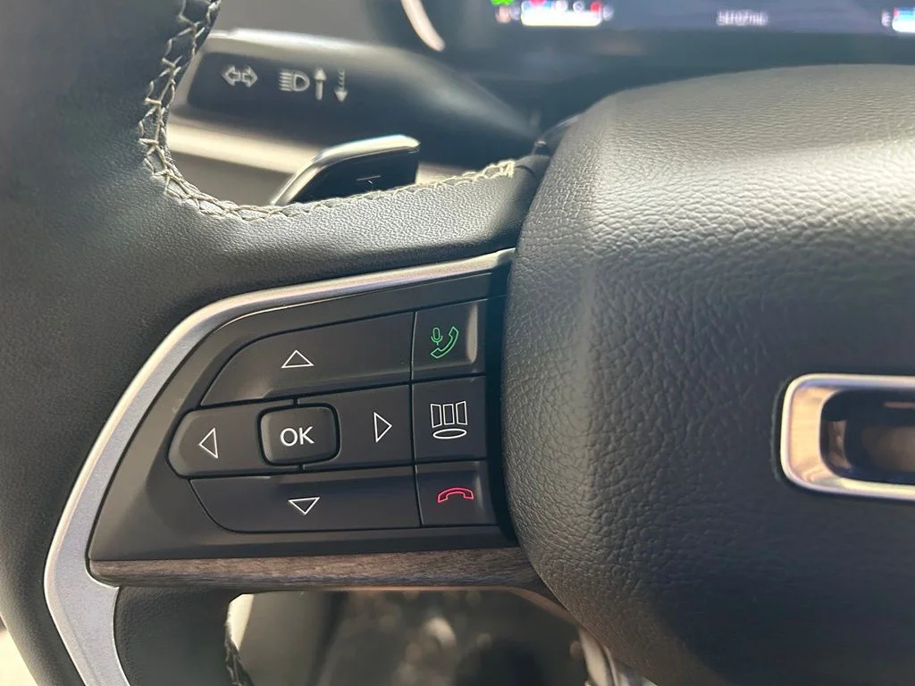 Used 2024 White Jeep Limited image 45