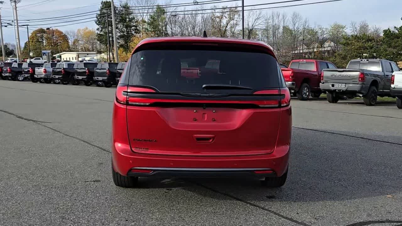 2026 Chrysler Pacifica Select - Photo 7