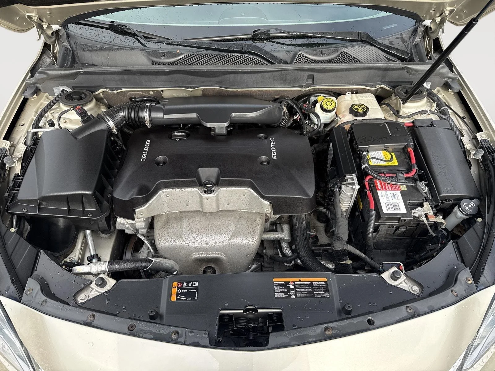 Used 2014 Champagne Silver Metallic Chevrolet LS image 28