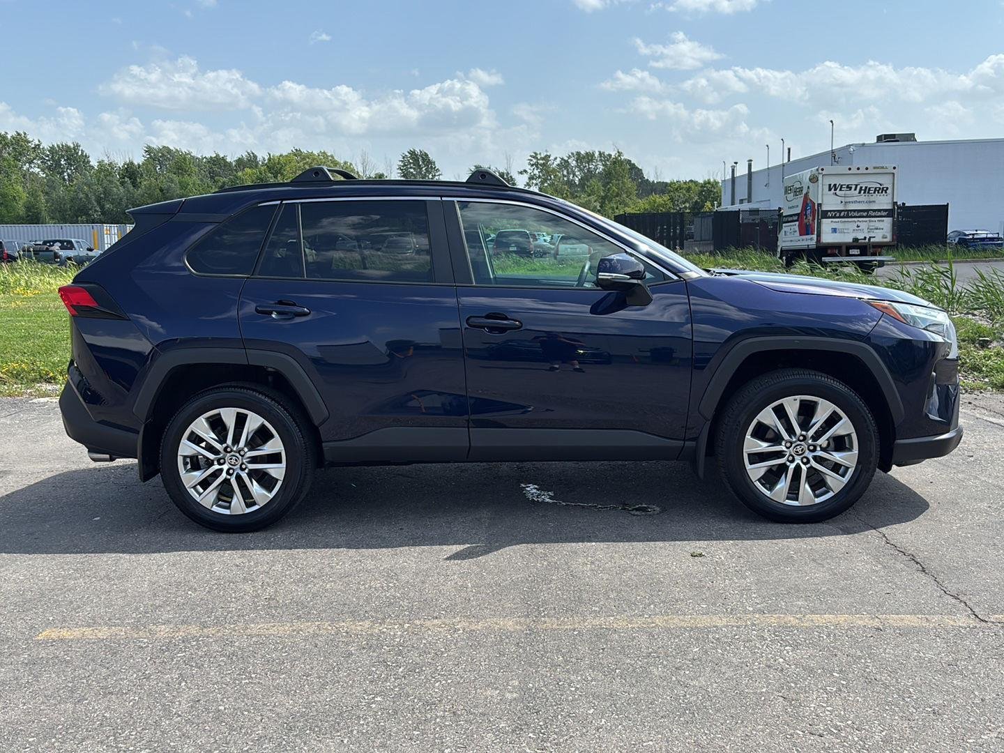 Used 2024 Blueprint Toyota XLE Premium image 8