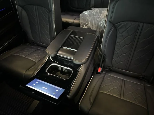 Certified Used 2024 Black Jeep Series III image 13