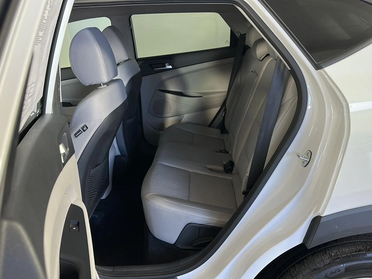 Used 2019 Dazzling White Hyundai Value image 28