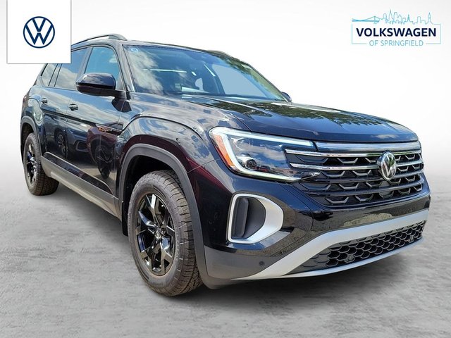 2024 Volkswagen Atlas 2.0T Peak Edition SEL