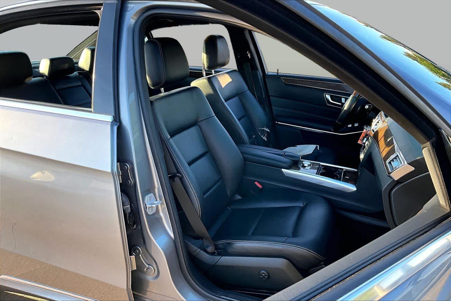 Used 2014 Palladium Silver Metallic Mercedes-Benz E 350 Luxury image 9