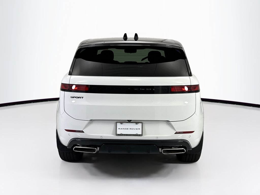 New 2026 Fuji White Land Rover Dynamic SE image 6