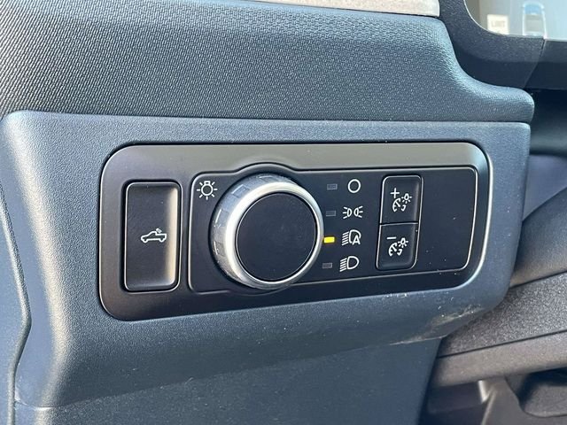 New 2026 Oxford White Ford Lariat image 13