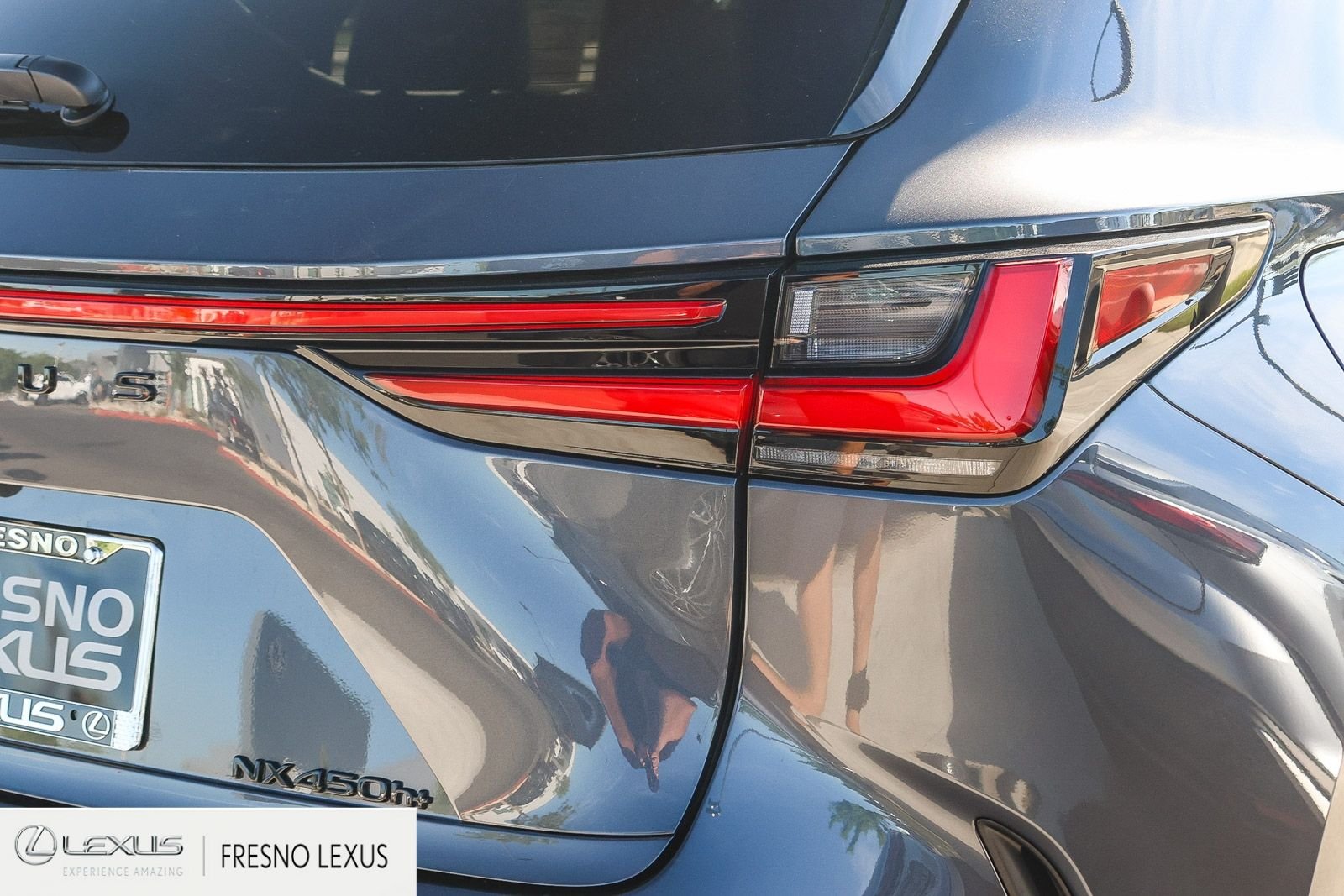 2026 Lexus NX 450h+ F-Sport - Photo 7