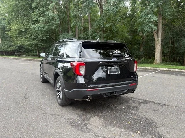 Certified Used 2023 Black Metallic Ford ST-Line image 5