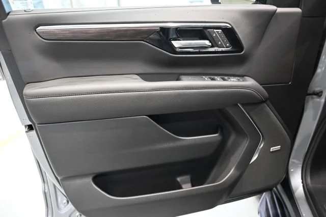 New 2026 Sterling Gray Metallic Chevrolet Premier image 30