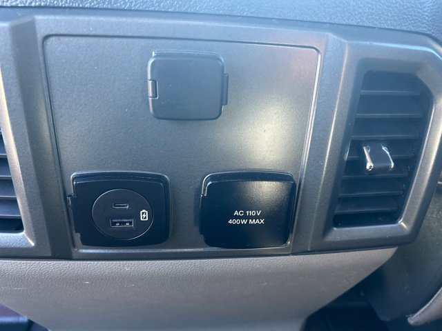 Used 2022 Silver Metallic Ford XLT image 18