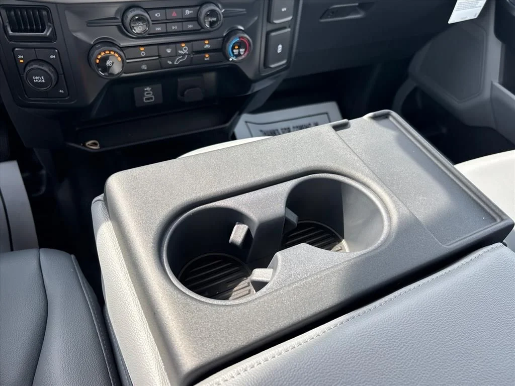 New 2026 Oxford White Ford XL image 34