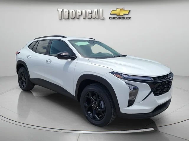 New 2026 Summit White Chevrolet LT image 7