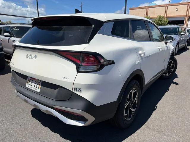 Used 2023 White Kia LX image 5