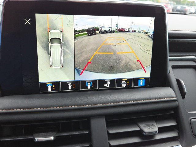 Used 2023 Silver GMC AT4 image 41