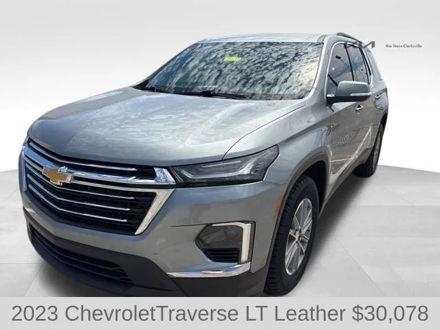 Used 2023 Gray Chevrolet LT Leather image 4