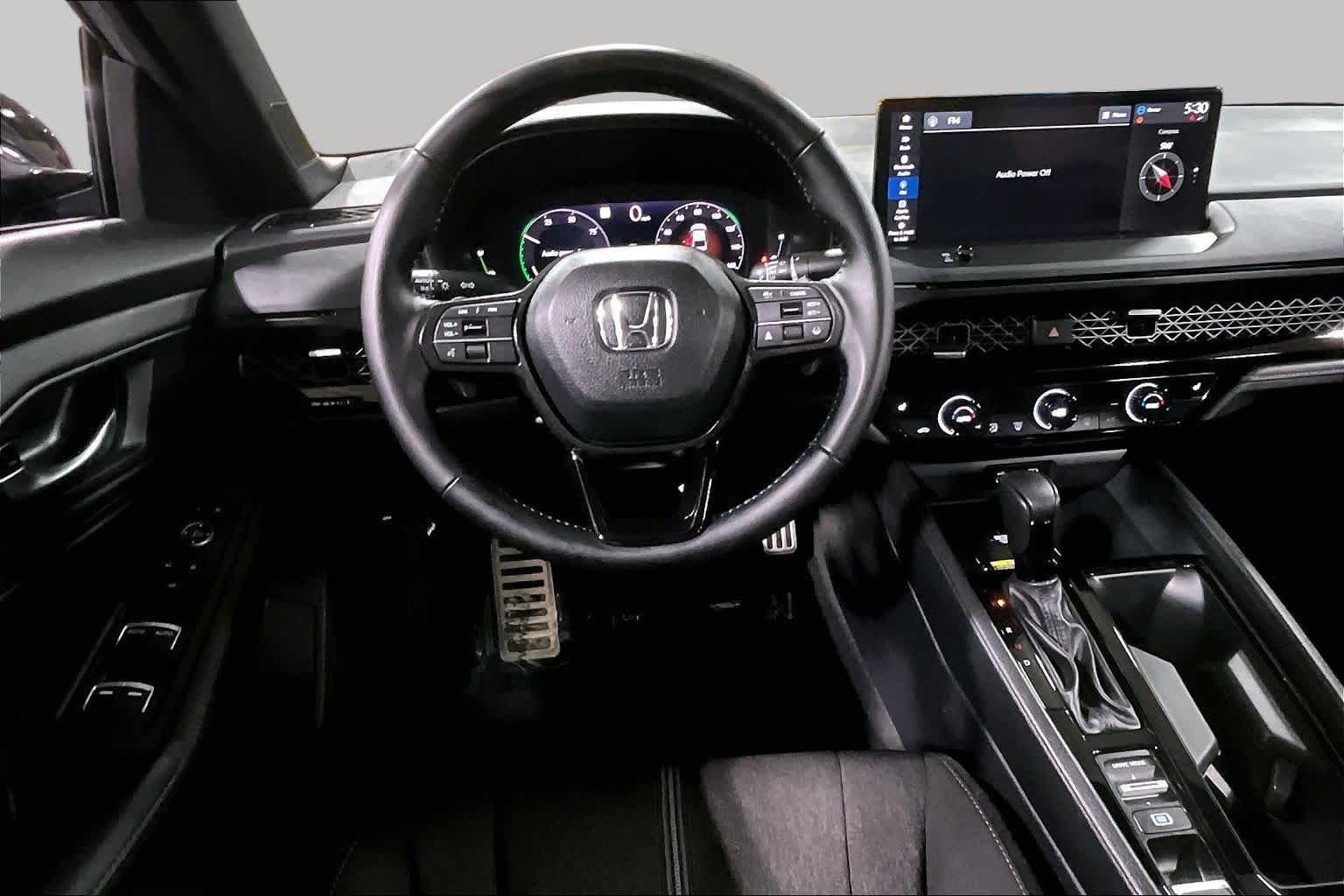 Used 2025 Urban Gray Pearl Honda Sport image 6