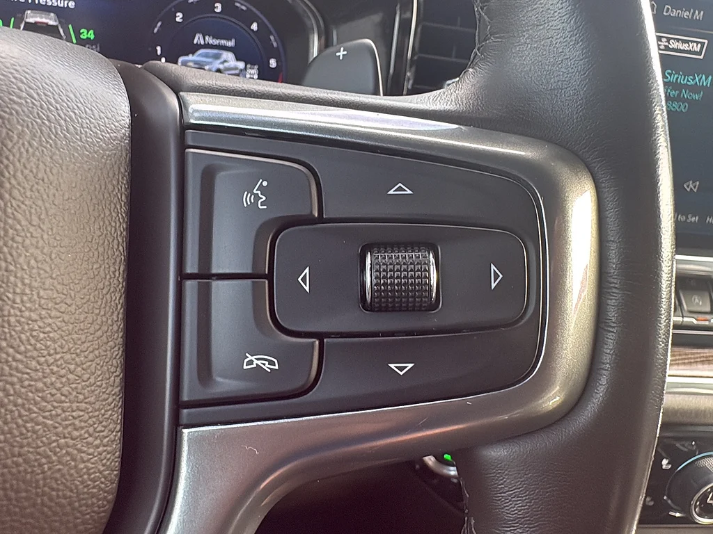 Used 2023 Summit White Chevrolet  image 25