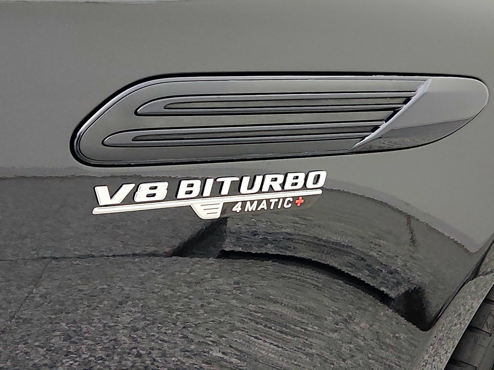 Certified Used 2022 Obsidian Black Metallic Mercedes-Benz AMG® SL 55 image 32