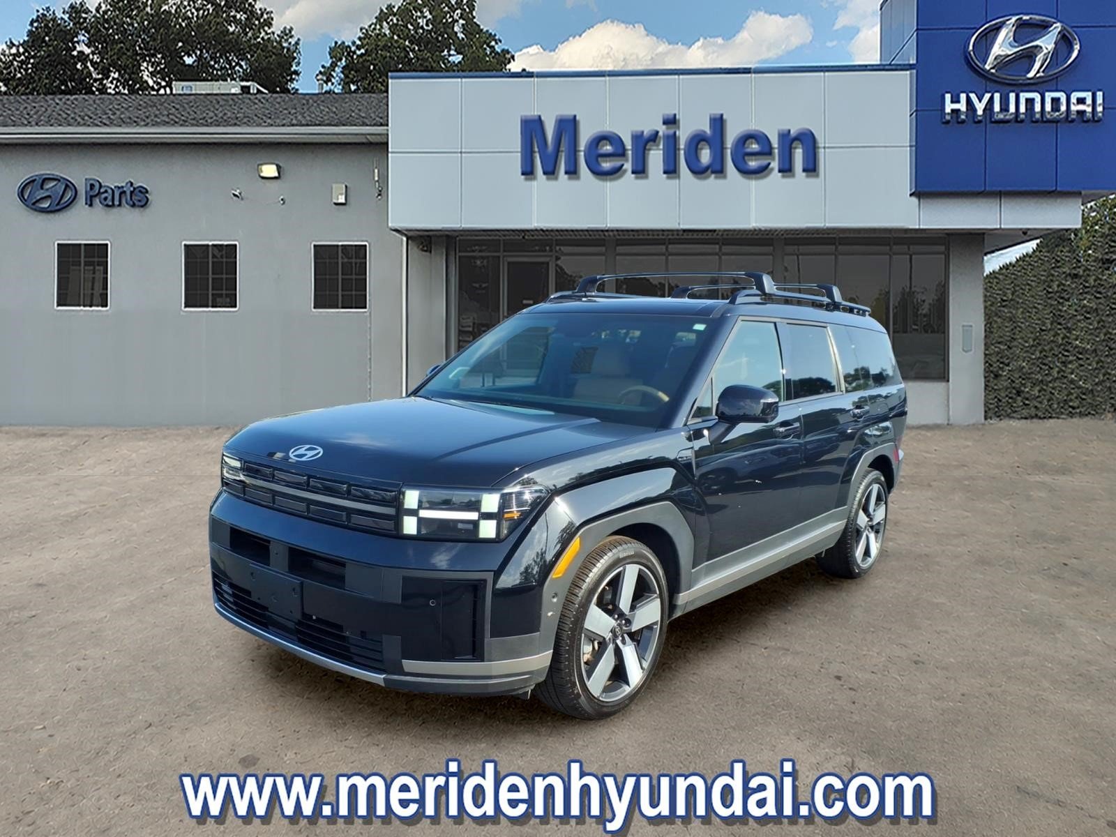 Certified Used 2025 Phantom Black Pearl Hyundai Limited image 1