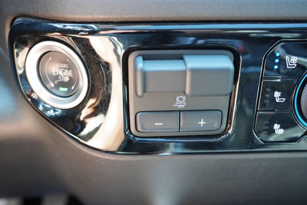 2024 Chevrolet Silverado 1500 LTZ - Photo 33