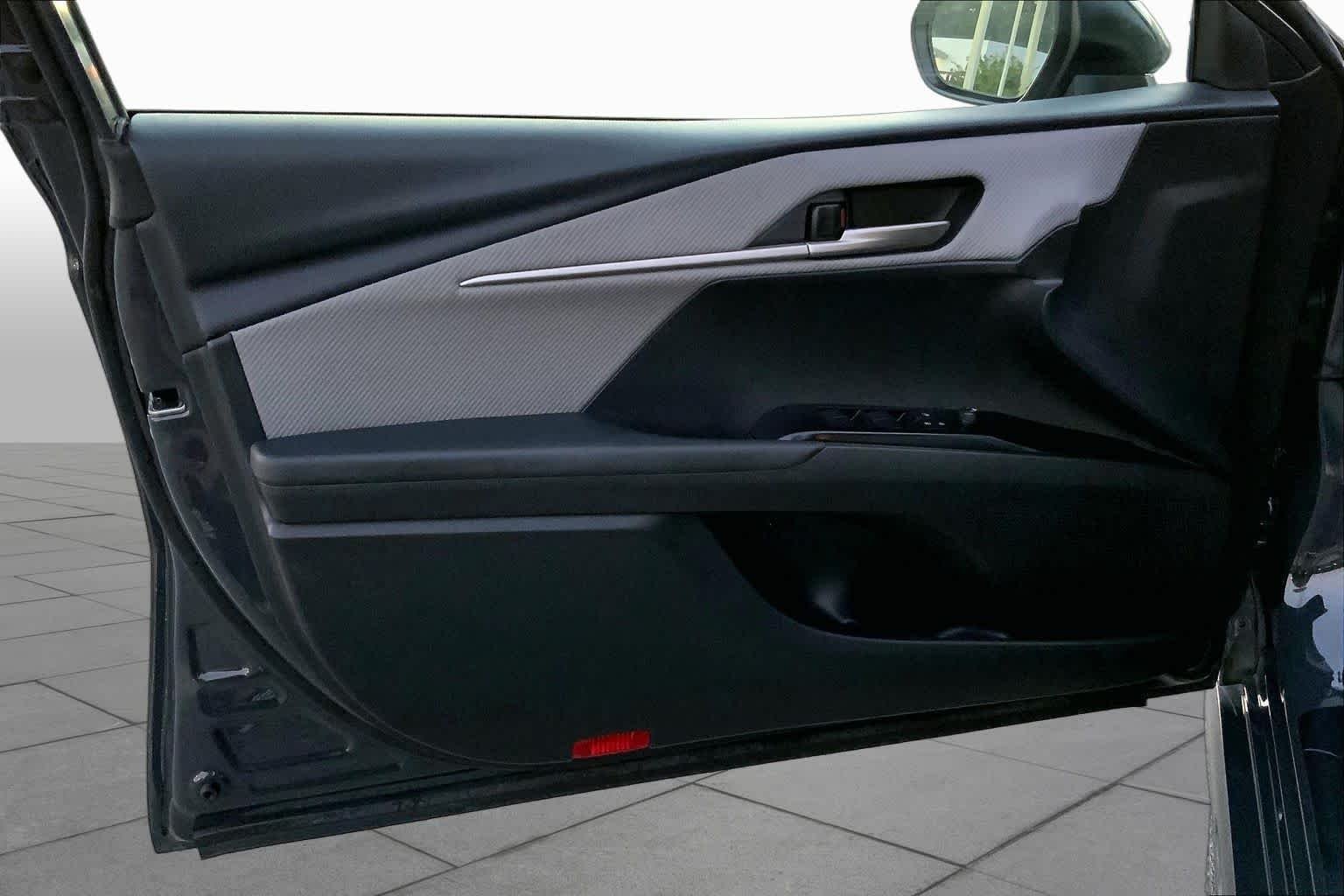 Used 2025 Underground Toyota SE image 19