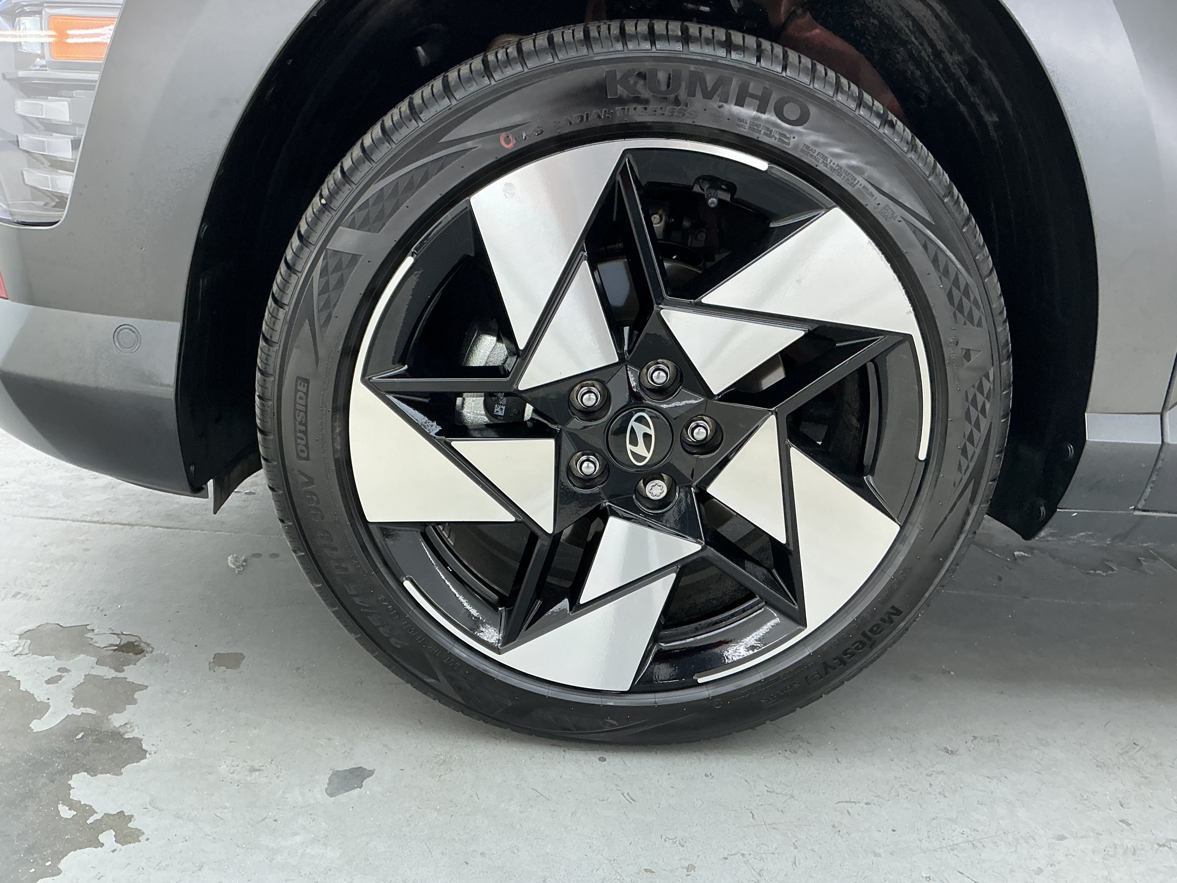 Certified Used 2024 Ultimate Red Metallic Hyundai Limited image 18