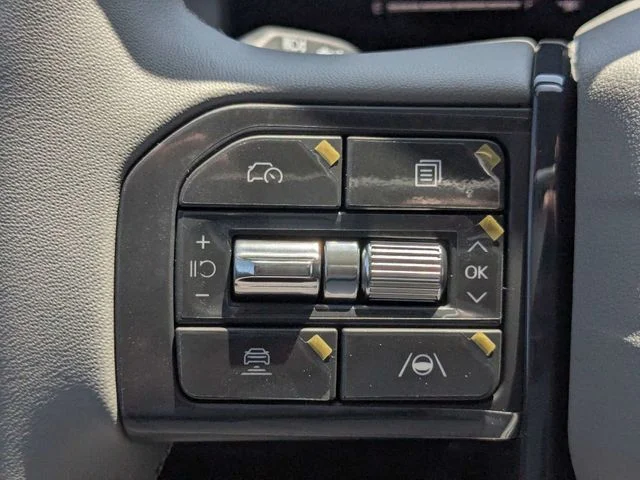 New 2027 Snow White Pearl Kia EX image 26