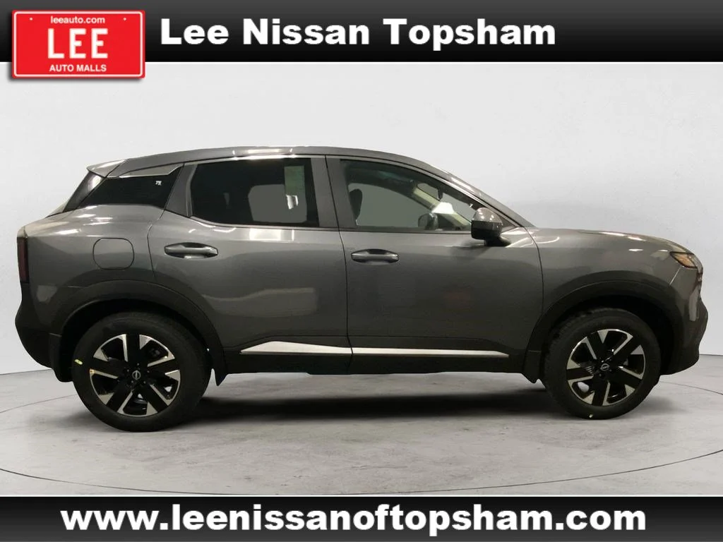 Used 2025 Gun Metallic Nissan SV image 7