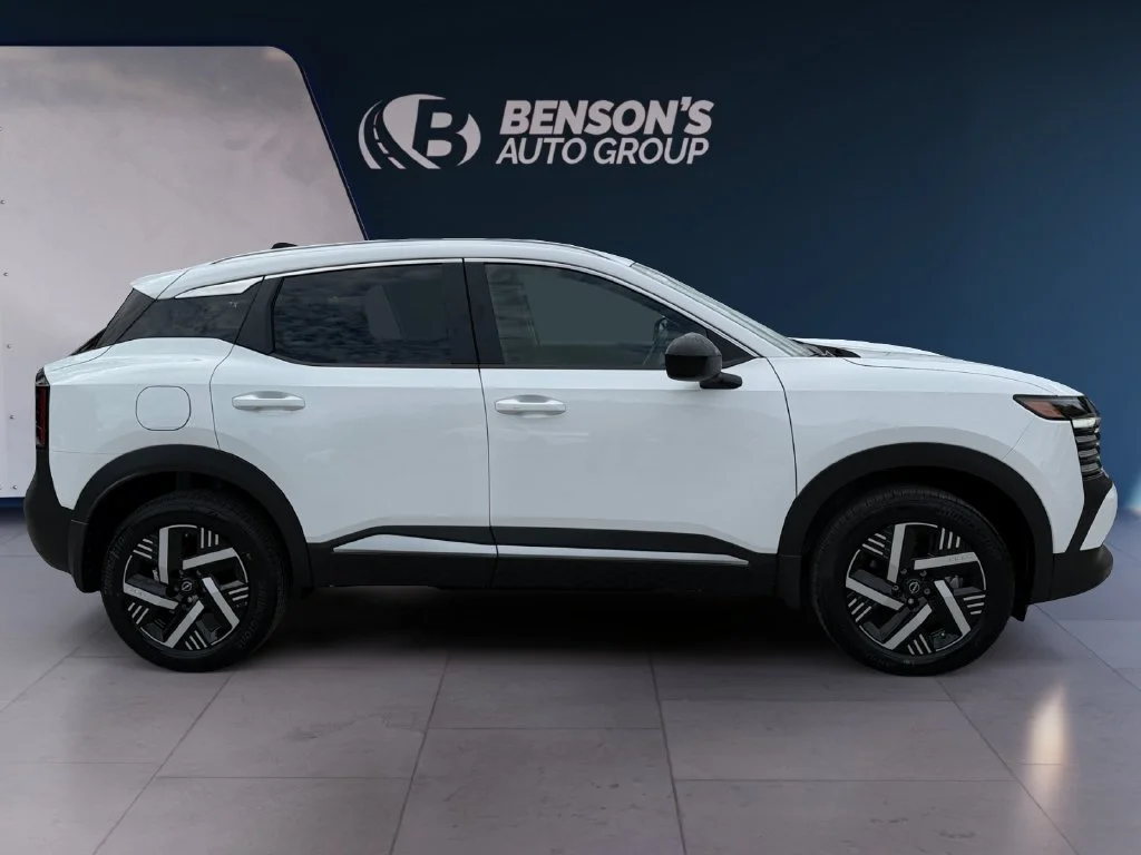 New 2027 White Nissan SV image 6