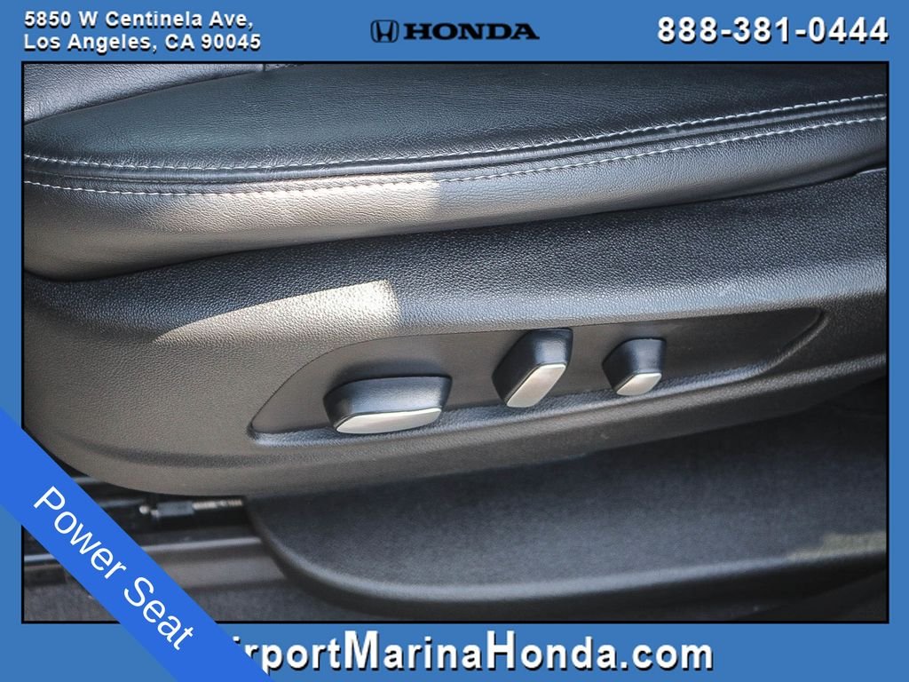 Used 2021 Wilder Metallic Cadillac Premium Luxury image 13